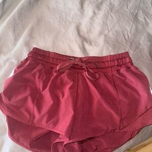 Lululemon hotty hot 2.5”